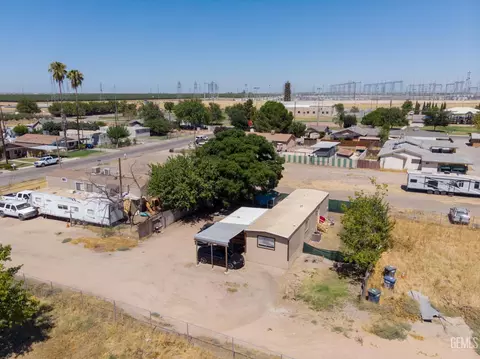 421 Sudan Ave, Buttonwillow, CA 93206 photo 4