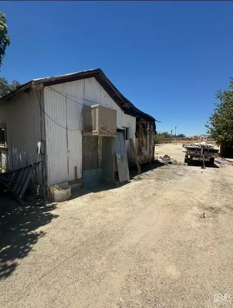 Other - 27992 Taft Hwy, Taft, CA 93268 photo 6 of 8
