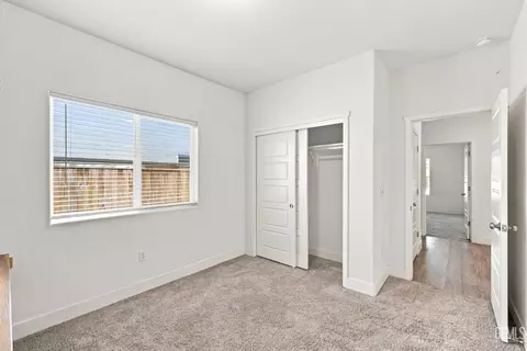 Bedroom - 9623 Silver Fls, Shafter, CA 93263 photo 2 of 2