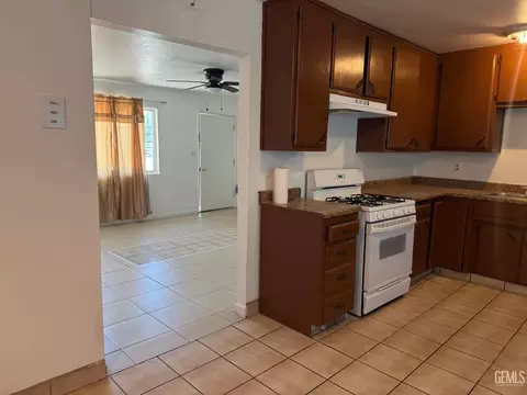 Other - 8204 Paradise Rd, Lamont, CA 93241 photo 3 of 4