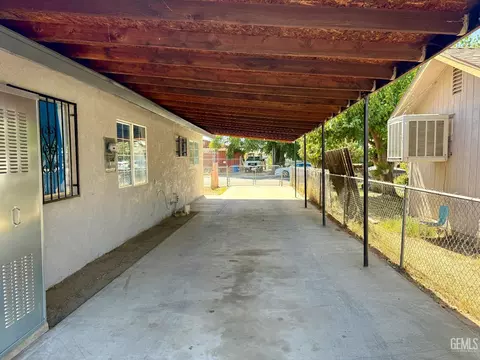 Other - 8204 Paradise Rd, Lamont, CA 93241 photo 4 of 4