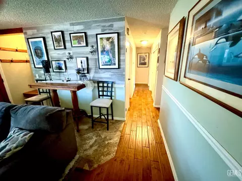 Entry Way - 17861 Tanforan Dr, Tehachapi, CA 93561 photo 3 of 3