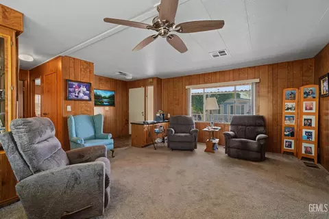 123 N 10th St #89, Taft, CA 93268 photo 6