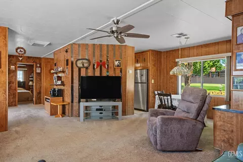 123 N 10th St #89, Taft, CA 93268 photo 5