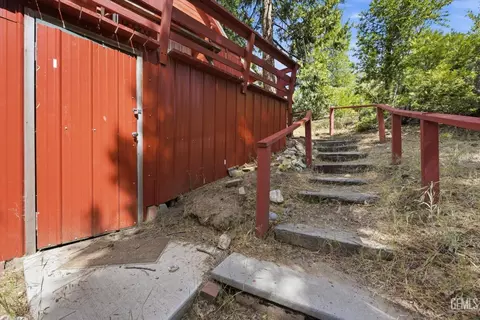 Exterior - 45904 Carlin Dr, Posey, CA 93260 photo 6 of 13