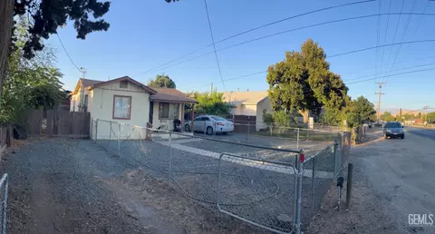 1522 E Springville Ave, Porterville, CA 93257