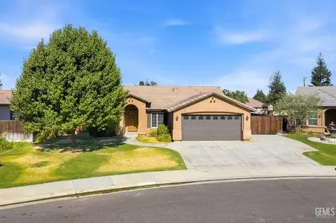 Exterior - 6019 Bouchaine Dr, Bakersfield, CA 93312 photo 10 of 13