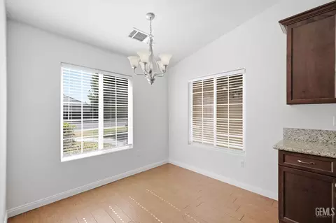 Dining - 6019 Bouchaine Dr, Bakersfield, CA 93312 photo 4 of 4