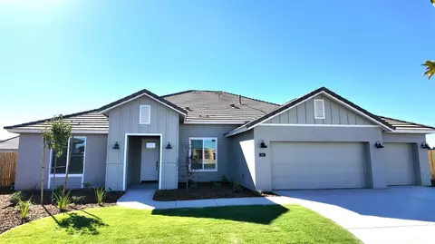 511 Grande Ct, Bakersfield, CA 93314