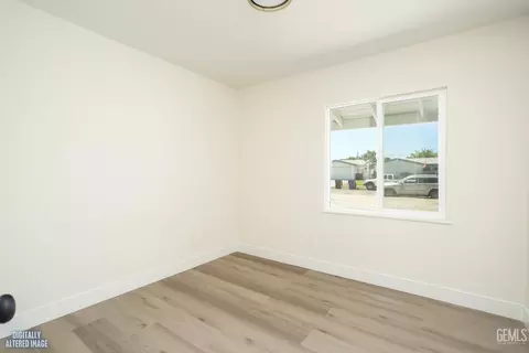 Bedroom - 339 E Kildare St, Lancaster, CA 93535 photo 1 of 2