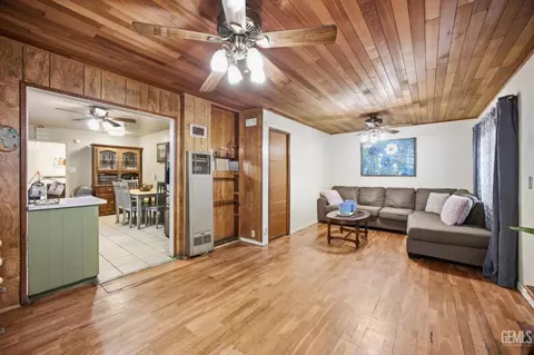 Other - 222 W E St, Tehachapi, CA 93561 photo 5 of 8