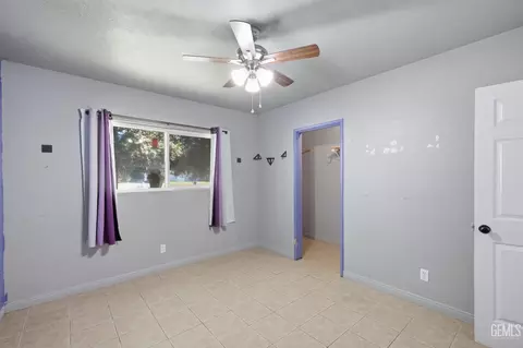 Bedroom - 923 Devore Ave, Bakersfield, CA 93308 photo 1 of 3