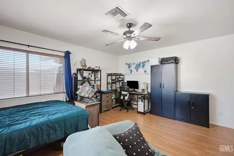 Other - 923 Devore Ave, Bakersfield, CA 93308 photo 4 of 6