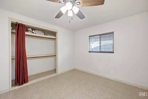 Bedroom - 923 Devore Ave, Bakersfield, CA 93308 photo 3 of 3