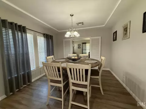 Dining - 110 E Kern St, Taft, CA 93268 photo 2 of 2