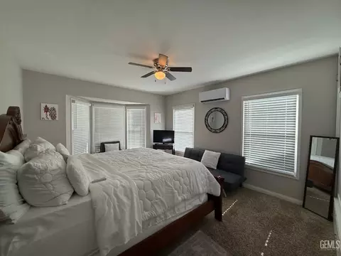 Bedroom - 110 E Kern St, Taft, CA 93268 photo 3 of 4