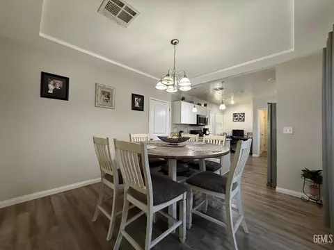 Dining - 110 E Kern St, Taft, CA 93268 photo 1 of 2