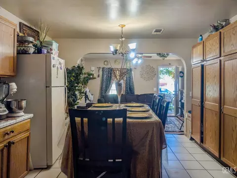 Other - 243 E Orange Ave, Shafter, CA 93263 photo 1 of 3