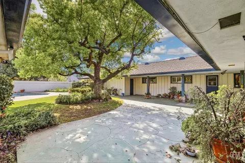 2444 Pine St, Bakersfield, CA 93301 photo 53