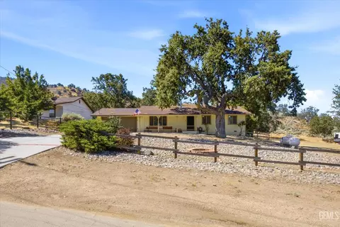 Other - 27320 War Admiral Ct, Tehachapi, CA 93561 photo 2 of 8