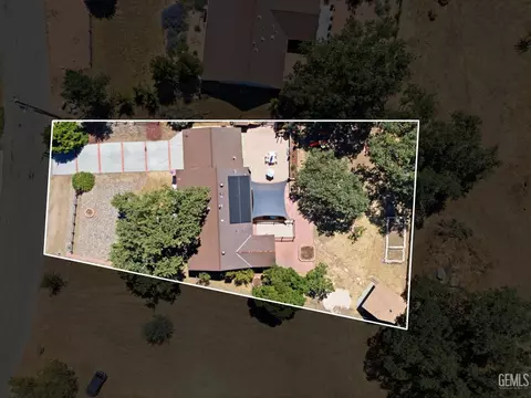 View/Area - 27320 War Admiral Ct, Tehachapi, CA 93561 photo 1 of 4
