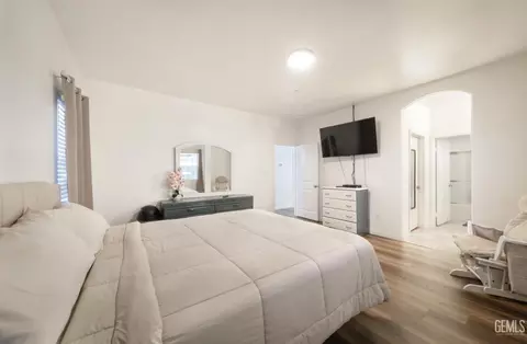 Other - 411 Darling Point Dr, Bakersfield, CA 93307 photo 7 of 10