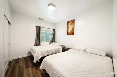 Bedroom - 411 Darling Point Dr, Bakersfield, CA 93307 photo 1 of 5