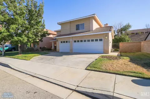 4156 Sungate Dr, Palmdale, CA 93551