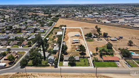 View/Area - 12420 Paddock Pl, Bakersfield, CA 93312 photo 2 of 11