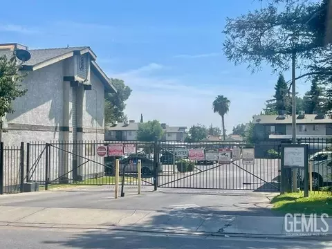 4701 Beechwood St #65, Bakersfield, CA 93309
