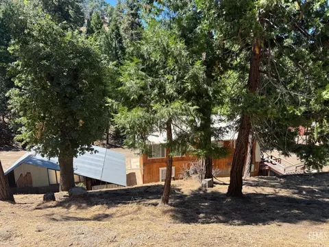 Exterior - 46202 Pumphouse Rd, Posey, CA 93260 photo 11 of 13
