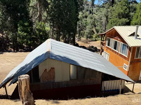 Exterior - 46202 Pumphouse Rd, Posey, CA 93260 photo 10 of 13