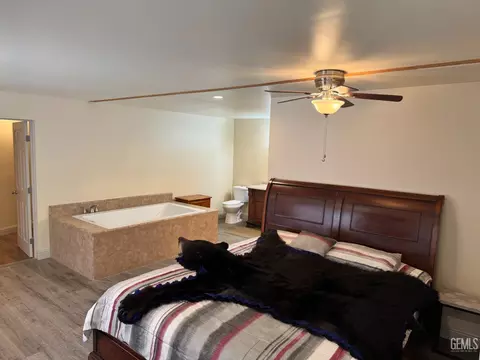 Bedroom - 46202 Pumphouse Rd, Posey, CA 93260 photo 4 of 5