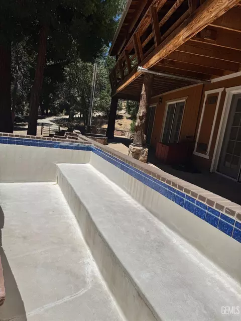 Exterior - 46202 Pumphouse Rd, Posey, CA 93260 photo 6 of 13