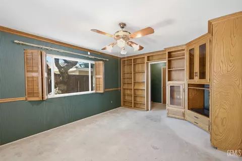 Bedroom - 2004 Juniper Ct, Bakersfield, CA 93309 photo 1 of 11