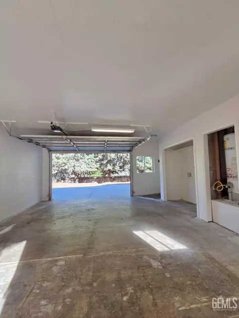 Other - 17660 Arlington Pl, Tehachapi, CA 93561 photo 6 of 7