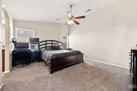 Bedroom - 6014 Samuelson St, Bakersfield, CA 93313 photo 1 of 6