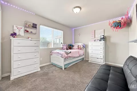 Bedroom - 6014 Samuelson St, Bakersfield, CA 93313 photo 3 of 6