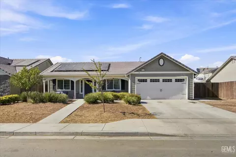 Exterior - 6014 Samuelson St, Bakersfield, CA 93313 photo 3 of 10