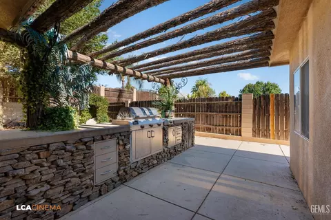 Other - 11341 Tee Box Ln, Taft, CA 93268 photo 13 of 14