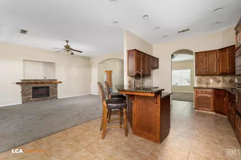 Other - 11341 Tee Box Ln, Taft, CA 93268 photo 4 of 14
