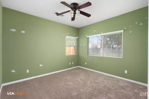 Bedroom - 11341 Tee Box Ln, Taft, CA 93268 photo 1 of 2