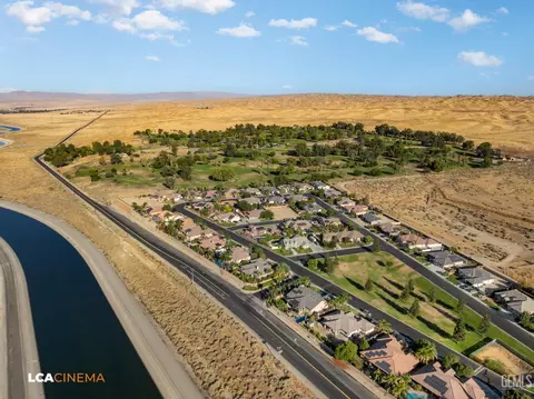 View/Area - 11341 Tee Box Ln, Taft, CA 93268 photo 12 of 26