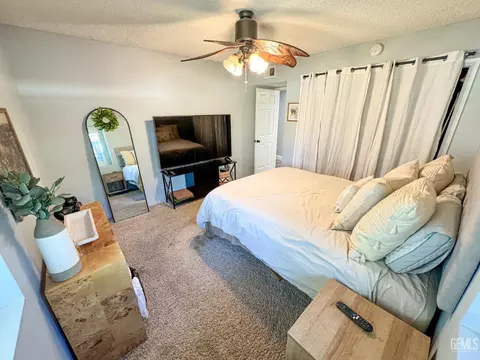 Bedroom - 14618 Goodwin Ave, Bakersfield, CA 93314 photo 4 of 4