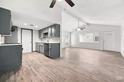 Other - 2729 Agate St, Bakersfield, CA 93304 photo 4 of 5
