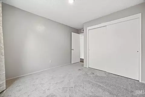 Bedroom - 2729 Agate St, Bakersfield, CA 93304 photo 5 of 7