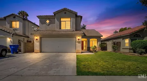 8308 Black Knot Ct, Bakersfield, CA 93311