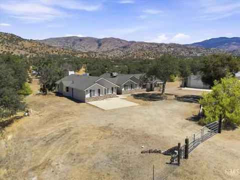 Other - 20735 Schell Ranch Rd, Caliente, CA 93518 photo 3 of 16