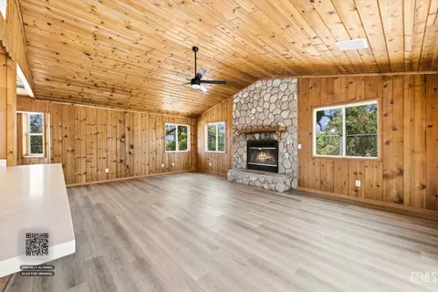 Living - 20735 Schell Ranch Rd, Caliente, CA 93518 photo 5 of 7