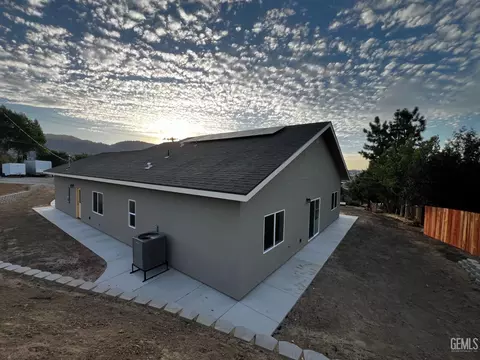 Other - 22330 Fontana St, Tehachapi, CA 93561 photo 2 of 6